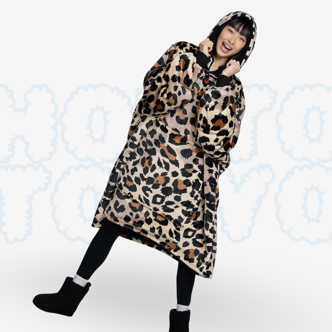 Hotto Tokyo™ ふわもこ着るブランケット・フード付き（レオパード柄)